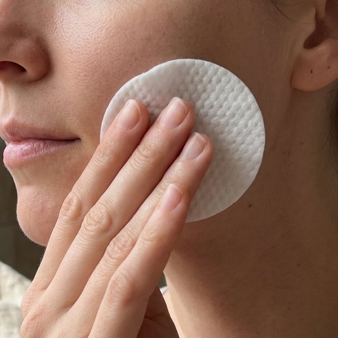 Pore refining pads in use