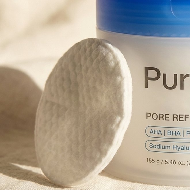 Pore refining pads in use